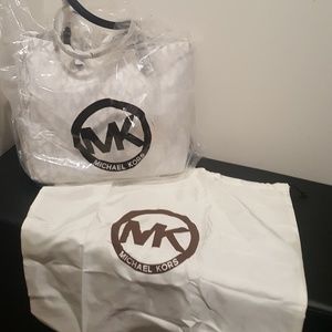 Mk jet set tote BRAND NEW WITH TAGS